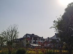 -七的湖·晚芳亭·阳澄湖农家菜·大闸蟹(莲花岛店)