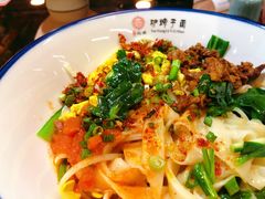 -王氏悦香驴蹄子面(南门中大国际店)