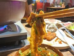 -马路边边串串香(苗栗路店)
