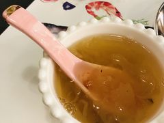 银耳汤-甜阿姨·天台花园私房菜(万松园店)
