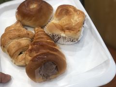 巧克力牛角-新侨三宝乐面包店(崇文门店)