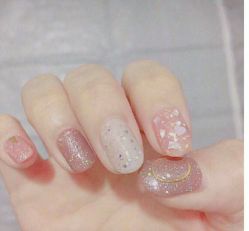 -笑美甲美睫工作室