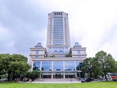 -复旦大学光华楼