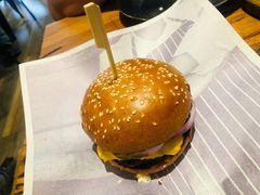 -Ribs & Burgers The Rocks