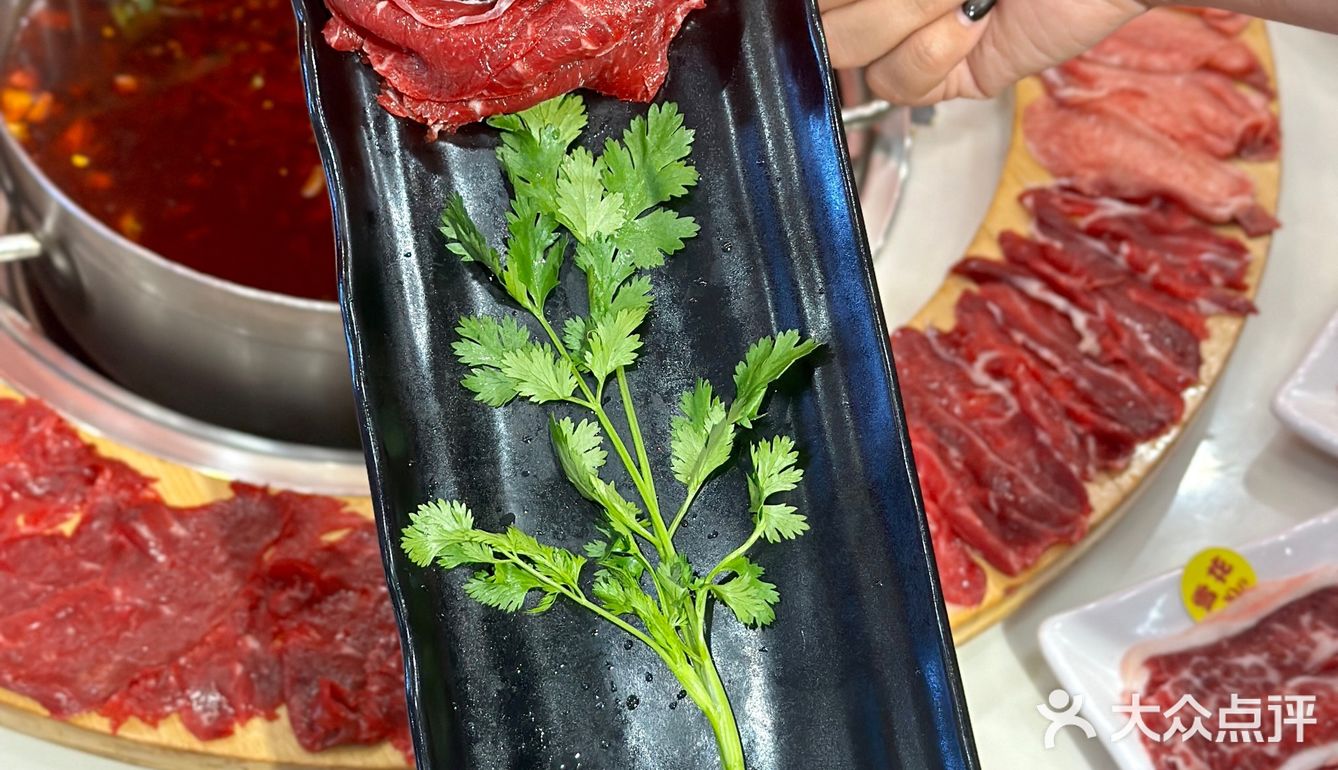 520过节来吃玫瑰牛肉火锅❓