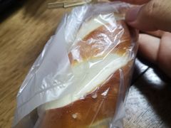 -沁屋面包店(人民东路店)
