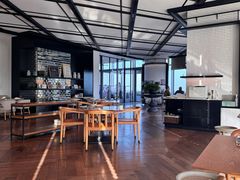 -瑰丽酒店·海吧·天际下午茶·现场DJ·天台酒吧