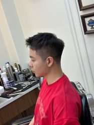 -理昂男士理发店 Barber shop