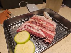 -蚂蚁洞·烤肉大营地(上海静安大悦城店)