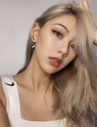 -变画·发型STUDIO