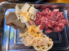 -金鼎雪山牦牛杂火锅(理县总店)