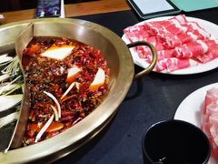 -沸炉重庆老火锅(军事博物馆店)