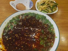兰州纯汤牛肉面-穆芳阁兰州纯汤牛肉面(西安总店)