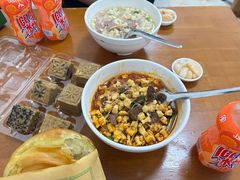 -刘信牛羊肉泡馍小炒(回民街店)