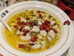 无刺酸菜鱼-渝是乎酸菜鱼(龙旗购物中心店)