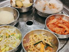 -GOGIYA·咕叽吖韩国传统烤肉店(东方新天地店)