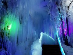 -大平台龙居瀑布旅游区