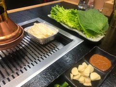 -臻牛烤肉