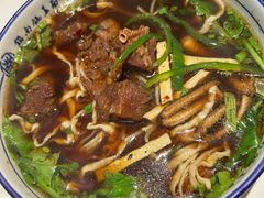 -镇南锅盖面馆(解放路店)