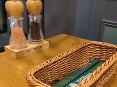 -西语炭烧牛排·西厨(石龙店)