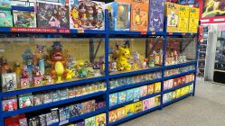 -逝水玩具折扣店