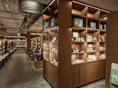 -茑屋书店(天目里店)