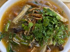 -胡仕光陵水酸粉
