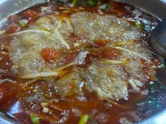 -黄利砖万峰林布依特色酸笋牛肉馆