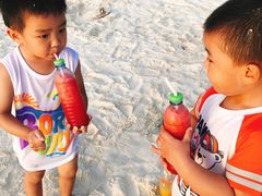 -Jonah's Fruit Shake & Snack Bar