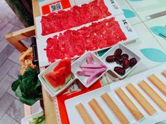 -南城十里潮汕鲜牛火锅·鲜虾生滚粥(融汇老商埠店)