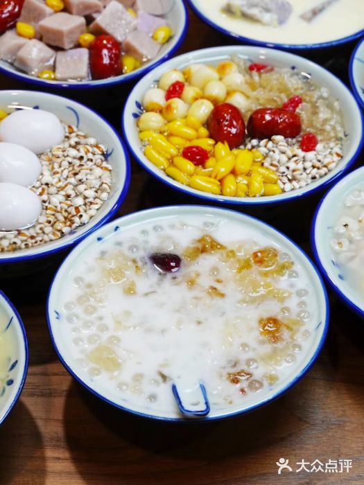 一心甜汤(丹凤街店)桃胶银耳西米露图片