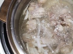 -喃喃椰·糟粕醋·椰子鸡火锅(七堡花园店)