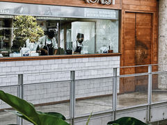 -ROAST coffee & eatery