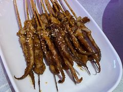 -肥肥虾庄·金牌油焖大虾(首义路店)