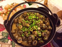 -刘姐啤酒鱼民族演艺餐厅(西街总店)