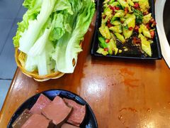 -曹丞相·地锅鸡·地锅鱼(武林店)