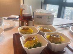 -景月阁空中食府(希尔顿酒店)