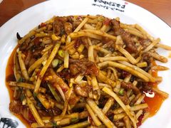 鱼香肉丝-椒香川流不息川菜馆(二七北路店)