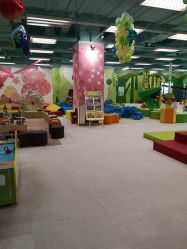 -莫莉幻想儿童乐园(苏州常熟永旺店)