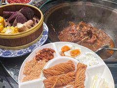 -挂旗柴锅鸡(蚌山区嘉年华店)