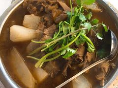 牛肉牛筋锅仔-堤角王师傅牛骨头