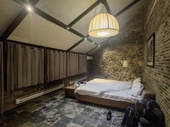 -瓦厂酒店