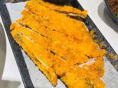 馋嘴炸猪排-馋三尺蟹粉小笼(人民广场店)