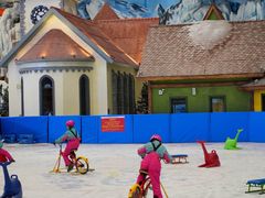 -长沙湘江冰雪世界