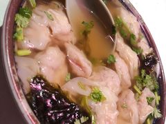 招牌野馄炖-老谢野馄饨(延安路店)