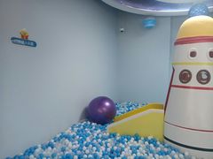 -小门牙好性格托育(北外滩中心)