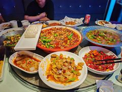 -巴特餐饮6加1音乐餐吧·新疆菜