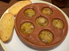 蒜香蜗牛加面包-萨莉亚意式餐厅(杭州滨江天街店)