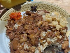 -红猪卤肉饭(大西洋美食城店)