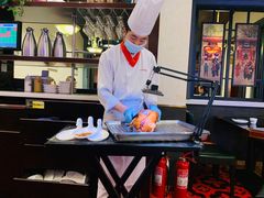 -皇城根·烤鸭·鱼头·家常菜(欧亚大观乐活城店)